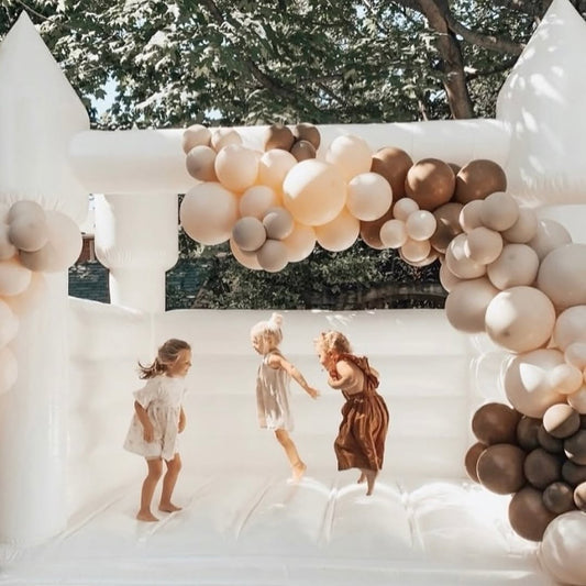De ideale afleiding voor Kinderen op jouw feest: Het Springkasteel